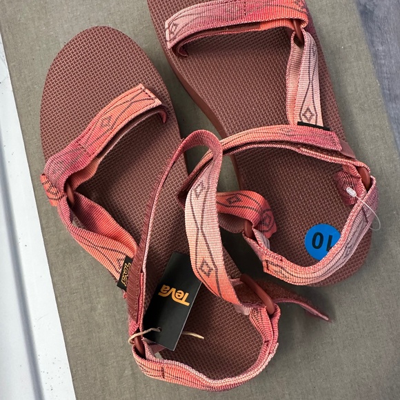 Teva Flatform Universal Sunscape sandals. NWT - Picture 8 of 10